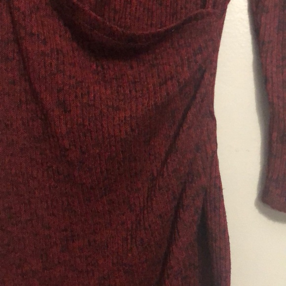 Red and black rubbed knit midi dress - Picture 3 of 5